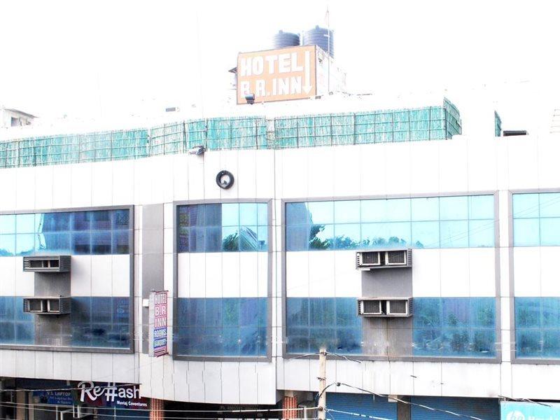 โรงแรมบีอาร์ อินน์ ปานิปัต หรยาน Panipat ภายนอก รูปภาพ