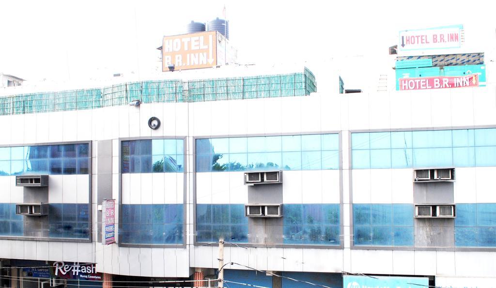 โรงแรมบีอาร์ อินน์ ปานิปัต หรยาน Panipat ภายนอก รูปภาพ