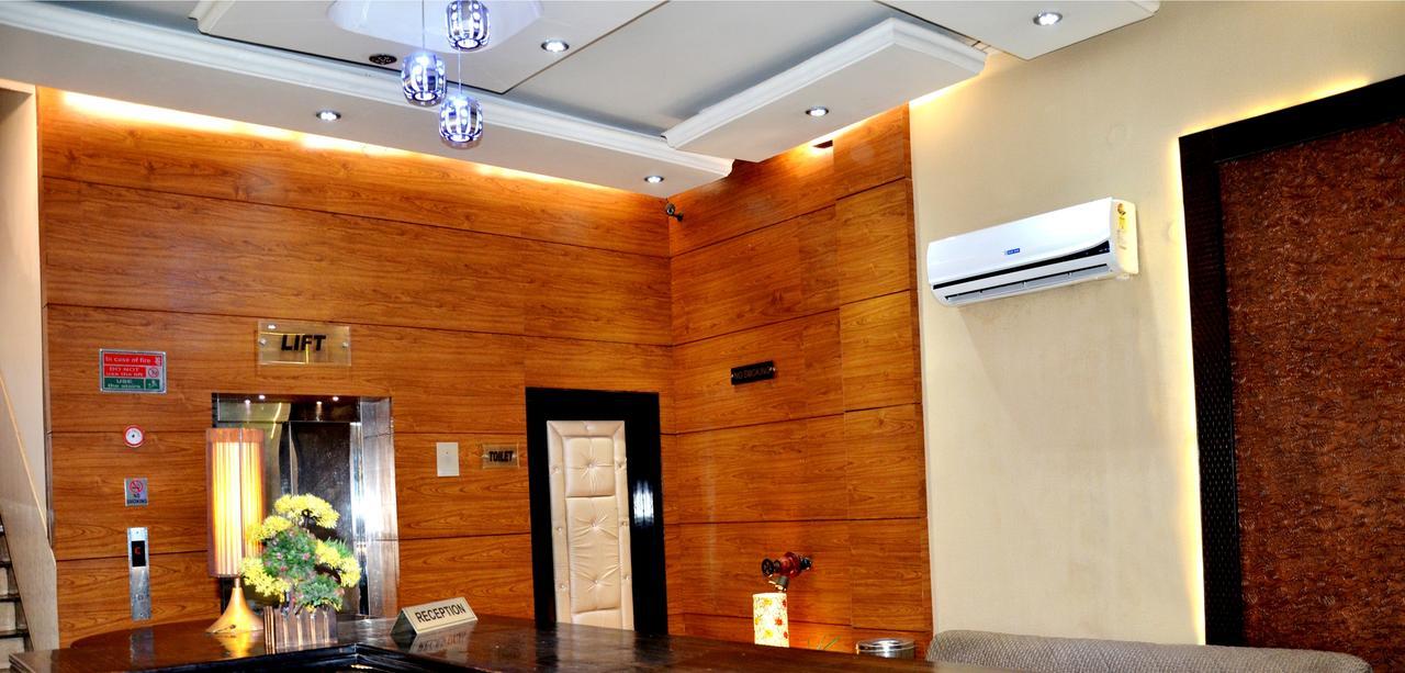 โรงแรมบีอาร์ อินน์ ปานิปัต หรยาน Panipat ภายนอก รูปภาพ